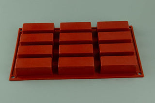 12-cavity-small-loaf-silicone-mold-silicone-bakeware-d026-3-pack-3018728-1600