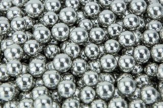 metallic-silver-12mm-edible-cachous-pearls-1kg-ba8398-3030637-1600